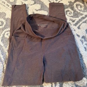 Beyond Yoga leggings with POCKETS